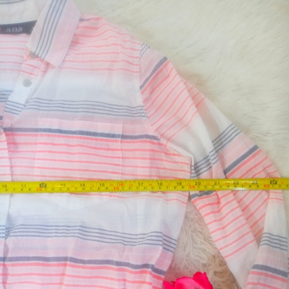 HP🛍️A.N.A A New Approach pink size medium gently worn lightweight button down - Picture 6 of 16
